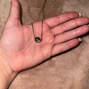 Kendra Scott necklace